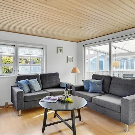 3 Bedroom Beautiful In Σπίτι διακοπών Otterup