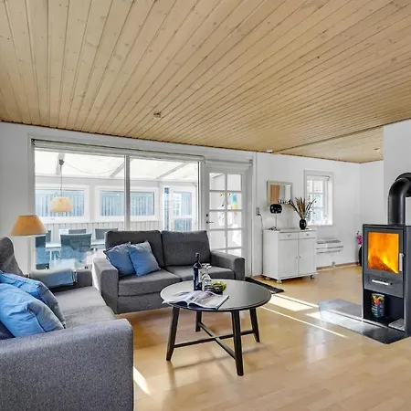 3 Bedroom Beautiful In Otterup