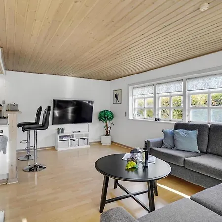 3 Bedroom Beautiful In * Otterup